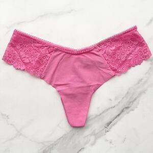 NWT PINK VICTORIA'S SECRET NO-SHOW HIGH-LEG LACE-TRIM THONG PANTY IN CARMINE ROS